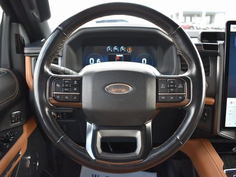 Used 2023 Ford Expedition Platinum image 22