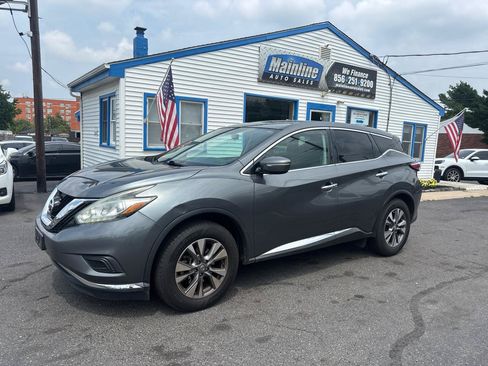 Used 2015 Nissan Murano S FWD image 2