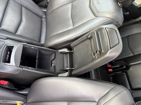 Used 2025 Cadillac XT5 Premium Luxury image 27
