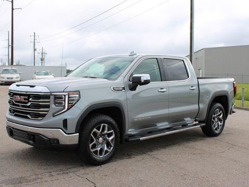 New 2026 GMC Sierra 1500 SLT w/ SLT Premium Plus Package AWD/4WD image 2