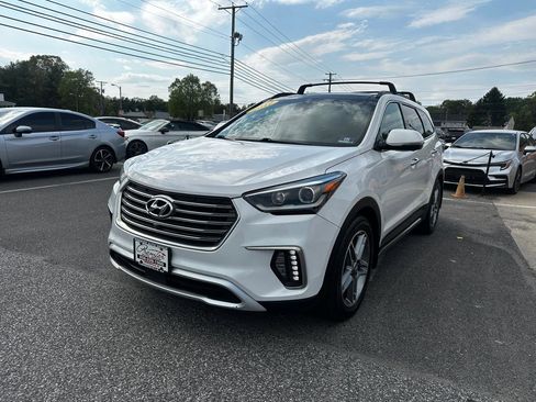 Used 2017 Hyundai Santa Fe Limited AWD/4WD image 1