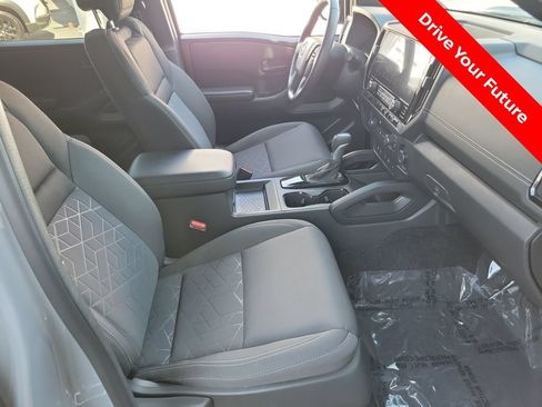Certified 2026 Nissan Frontier SV w/ SV Convenience Package RWD image 20