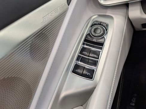 Used 2024 Chevrolet Corvette Stingray Premium Conv w/ 3LT image 32