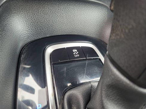 Used 2024 Toyota Corolla LE FWD image 37