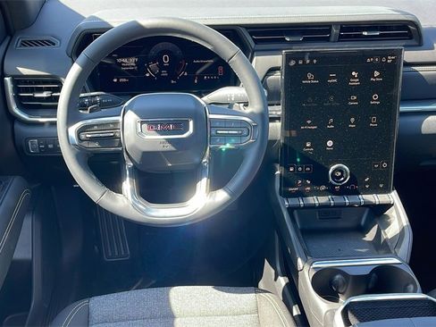 New 2026 GMC Terrain Elevation image 14