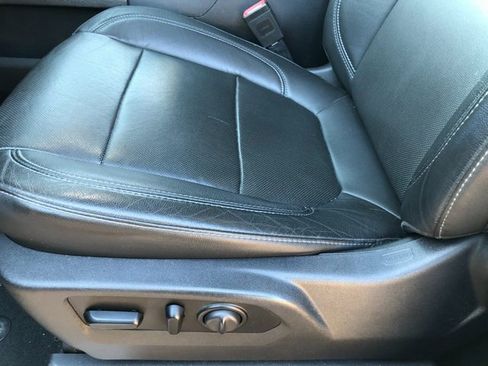 Used 2019 Chevrolet Silverado 1500 LTZ image 13