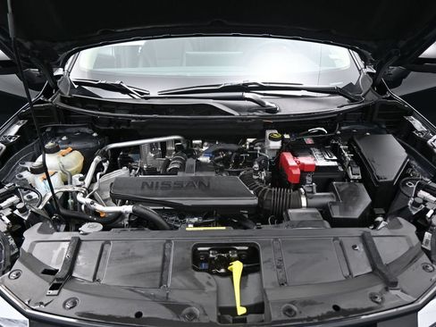 Used 2026 Nissan Rogue SL AWD/4WD image 27