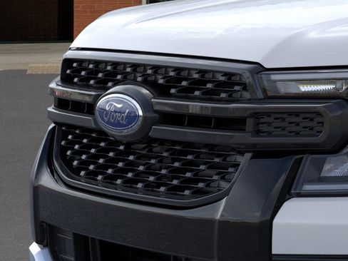 New 2025 Ford Ranger XLT w/ Equipment Group 301A High image 17