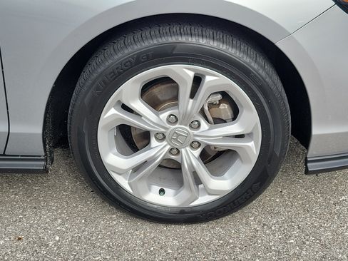 Used 2024 Honda Accord LX image 11