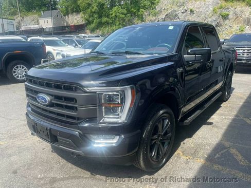 Used 2023 Ford F150 Lariat w/ Equipment Group 502A High AWD/4WD image 5