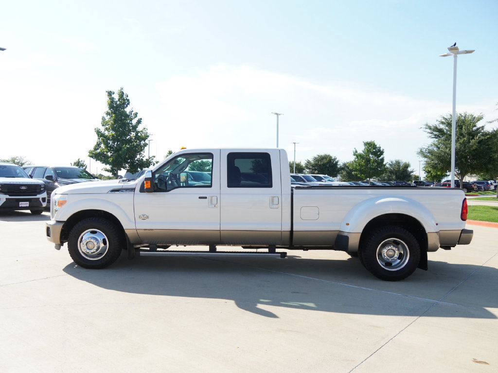 Used 2013 Ford F350 King Ranch w/ King Ranch w/Chrome Pkg RWD image 6