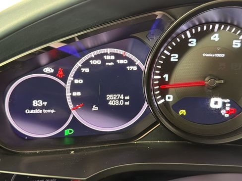 Certified 2023 Porsche Cayenne image 20