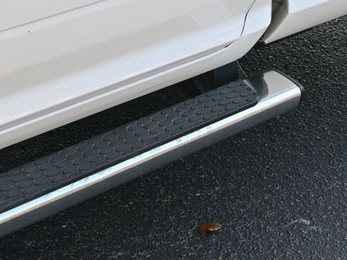 Used 2019 RAM 1500 Express image 31