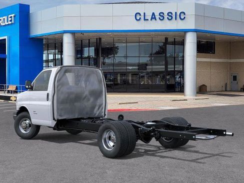 New 2025 Chevrolet Express 3500 w/ Power Convenience Package image 36