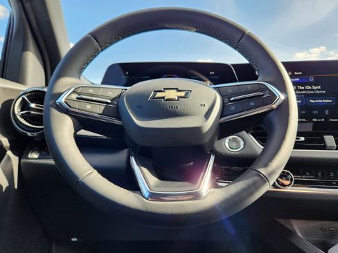 New 2026 Chevrolet Equinox LT FWD image 15