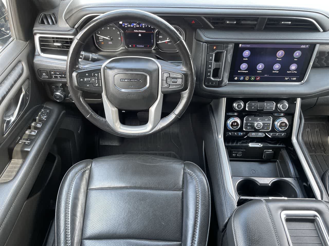 Used 2021 GMC Yukon XL Denali w/ Denali Premium Package AWD/4WD image 11