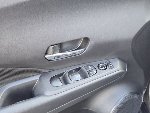Used 2024 Nissan Kicks SV FWD image 28