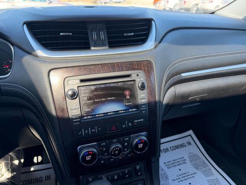 Used 2017 Chevrolet Traverse Premier image 24