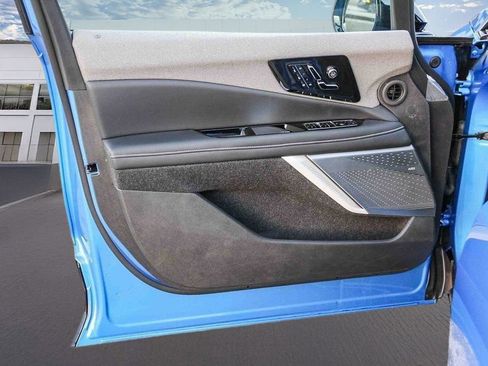 Used 2026 Cadillac Optiq Luxury 2 image 20