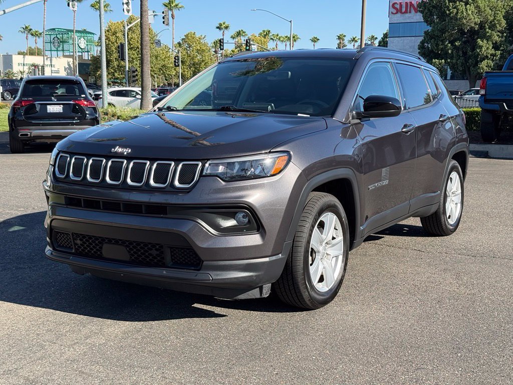 Used 2022 Jeep Compass Latitude w/ Convenience Group FWD image 8