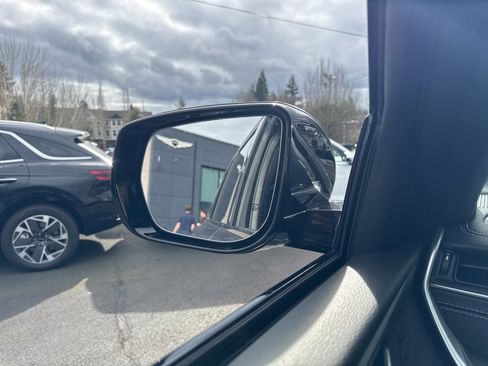 Used 2025 Jeep Grand Cherokee Limited 4xe w/ MOPAR Finishing Package image 40