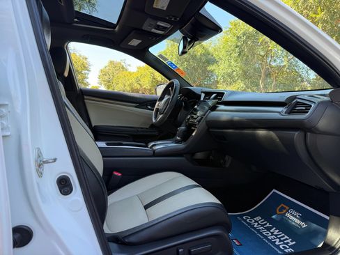Used 2018 Honda Civic Sport Touring image 14