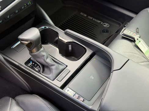 Certified 2024 Lexus ES 350 Ultra Luxury w/ Accessory Package (Z1) FWD image 34