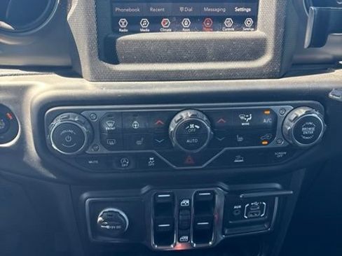 Used 2021 Jeep Wrangler Unlimited Sport AWD/4WD image 5