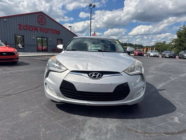 Used 2014 Hyundai Veloster w/ Style Package 02 FWD image 3