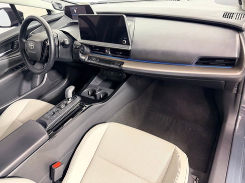 Used 2023 Toyota Prius Limited image 32