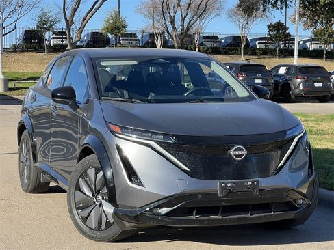 Certified 2023 Nissan Ariya AWD image 2