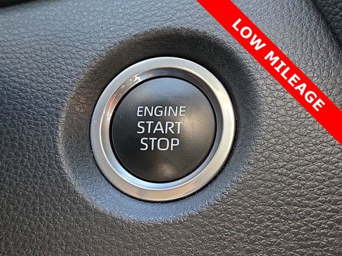 Used 2023 Toyota Corolla SE image 20