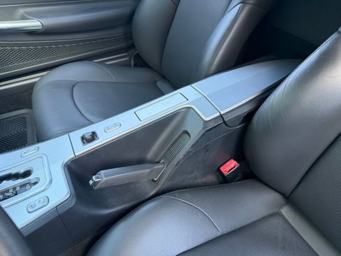 Used 2005 Chrysler Crossfire Limited image 50