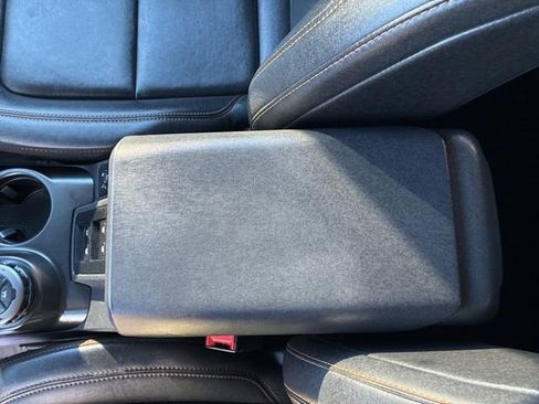 Used 2023 Ford Bronco Badlands image 15