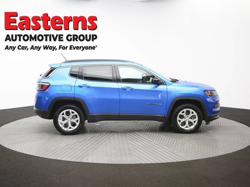 Used 2024 Jeep Compass Latitude AWD/4WD image 39