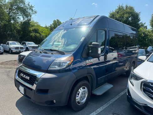 Used 2020 RAM ProMaster 2500 w/ Premium Appearance Group FWD image 6
