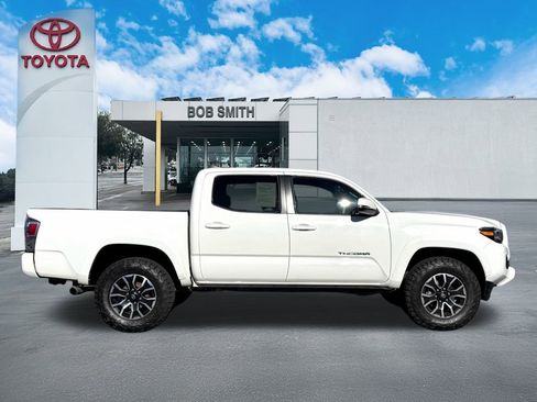 Certified 2022 Toyota Tacoma TRD Sport image 5