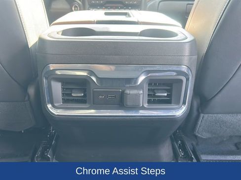 Used 2022 Chevrolet Silverado 1500 High Country w/ Technology Package image 31