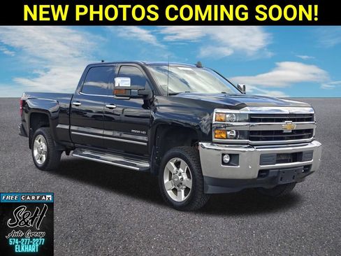 Used 2019 Chevrolet Silverado 2500 LTZ w/ Vortec Plus Package AWD/4WD image 1