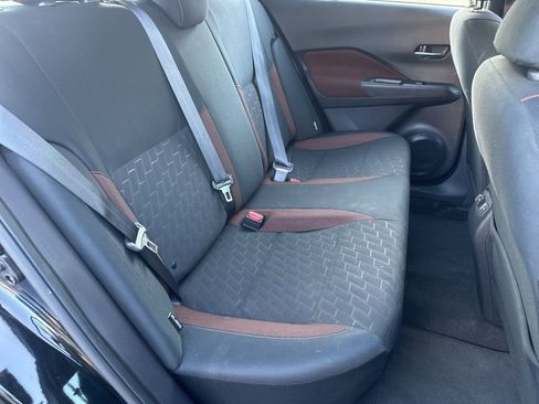 Used 2024 Nissan Kicks SR image 23