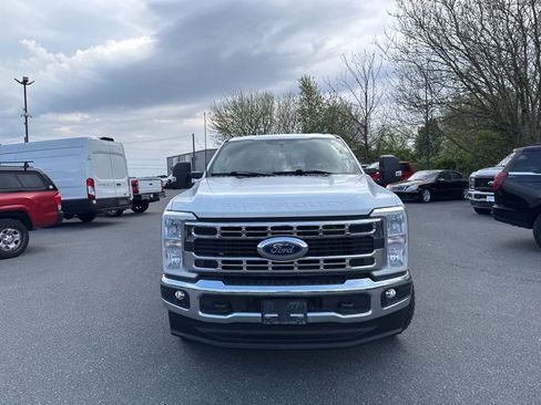 Used 2024 Ford F350 XLT w/ FX4 Off-Road Package AWD/4WD image 2