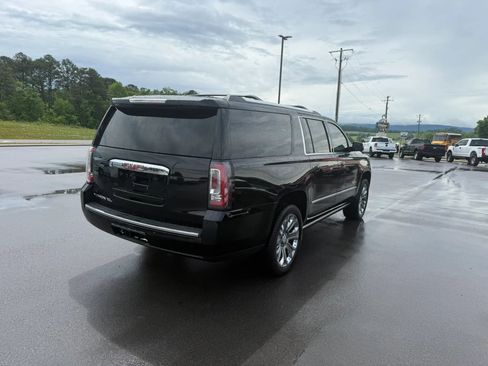 Used 2015 GMC Yukon XL Denali w/ Touring Package RWD image 4