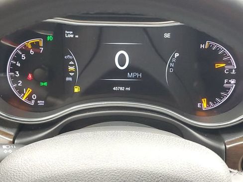 Used 2018 Jeep Grand Cherokee Limited AWD/4WD image 21