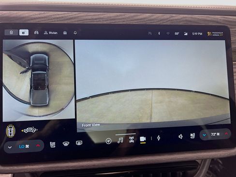 Used 2022 Rivian R1T Launch Edition image 13