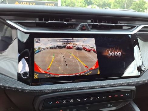 New 2026 Jeep Cherokee Laredo AWD/4WD image 12