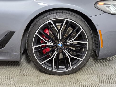 Used 2021 BMW 530i w/ M Sport Package RWD image 10
