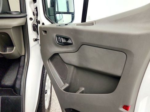 Used 2025 Ford Transit 250 Low Roof w/ Exterior Upgrade Package RWD image 25