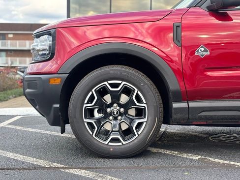 New 2025 Ford Bronco Sport Outer Banks image 3