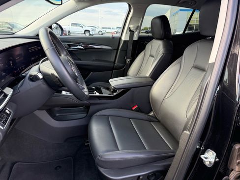 Used 2025 Buick Envision Preferred AWD/4WD image 11