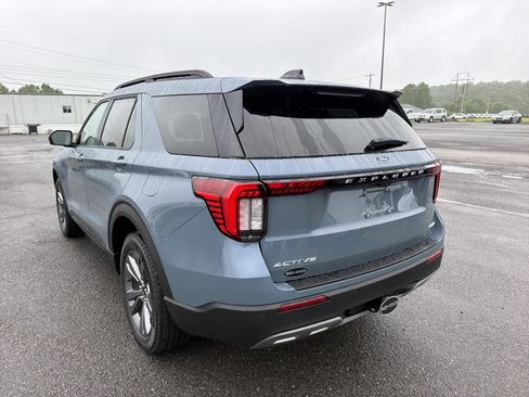 New 2026 Ford Explorer Active w/ Active Comfort Package AWD/4WD image 6
